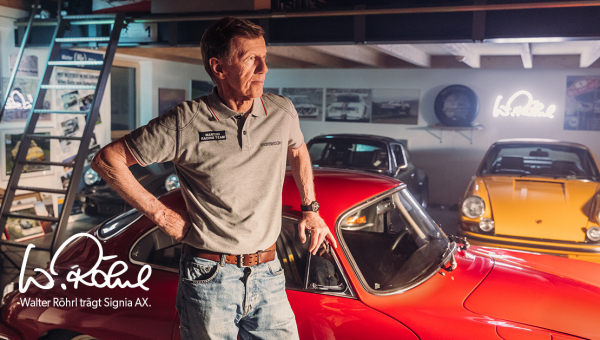Walter Röhrl trägt das neue Pure Charge&amp;Go AX.
